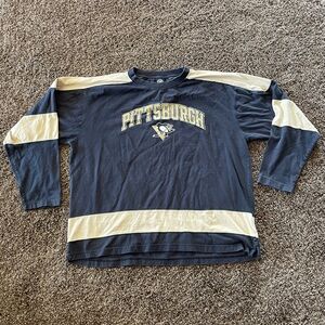 Vintage Pittsburgh Penguins NHL Black Cotton Long Sleeve Tee